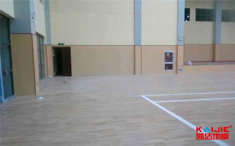 学校篮球木地板多少钱一平方