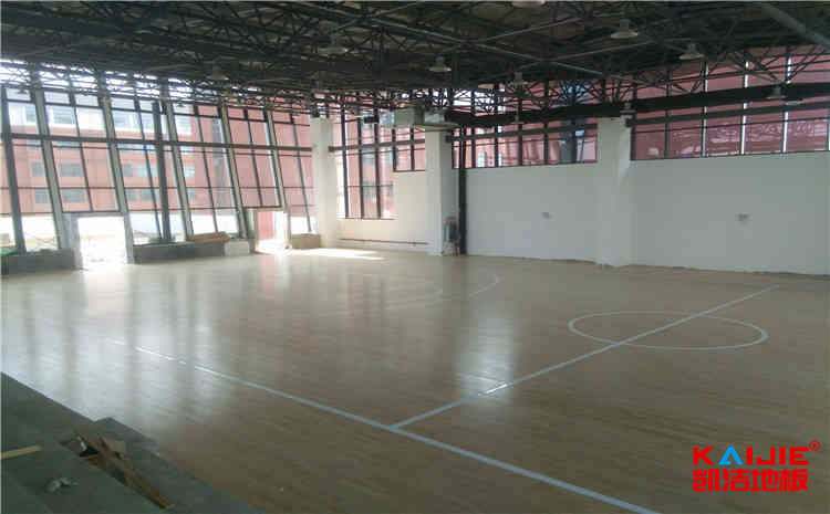 篮球场木地板质量