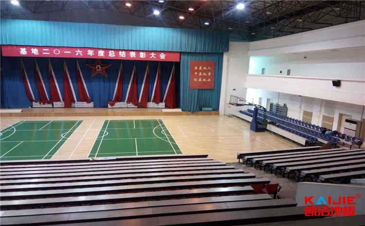 学校木地板篮球馆怎么维修？