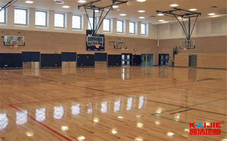 篮球场木地板多少钱一平方